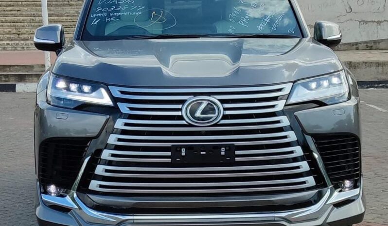 Lexus 2023