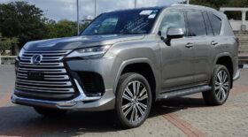 Lexus LX600 2023 – Luxury and Power Redefined