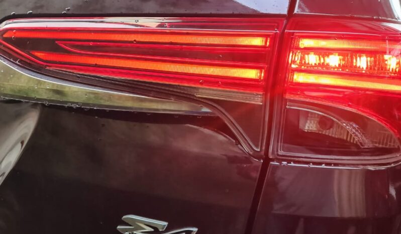 
								TOYOTA FORTUNER 2017 7-Seater. full									
