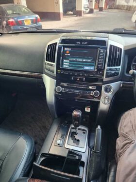 Toyota Land Cruiser V8 2013 – For Sale in Kenya