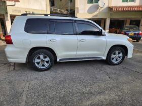 Toyota Land Cruiser V8 2013 – For Sale in Kenya