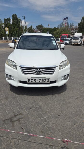Toyota Vanguard for Sale in Mombasa – 2011 Toyota Vanguard 2400CC Petrol