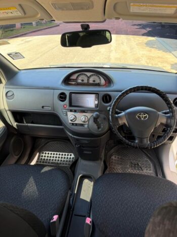 Toyota Sienta 2014 for Sale in Mombasa